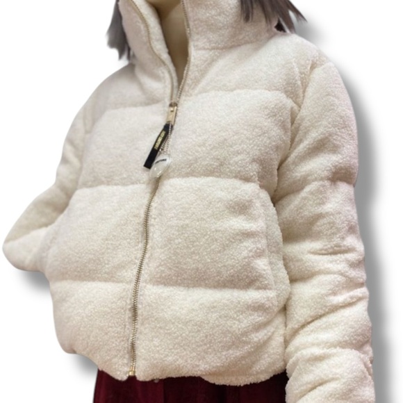 White Puffer Long Sleeve Zip Up Cold Weather Sherpa Winter Coat - NEW - Picture 1 of 4